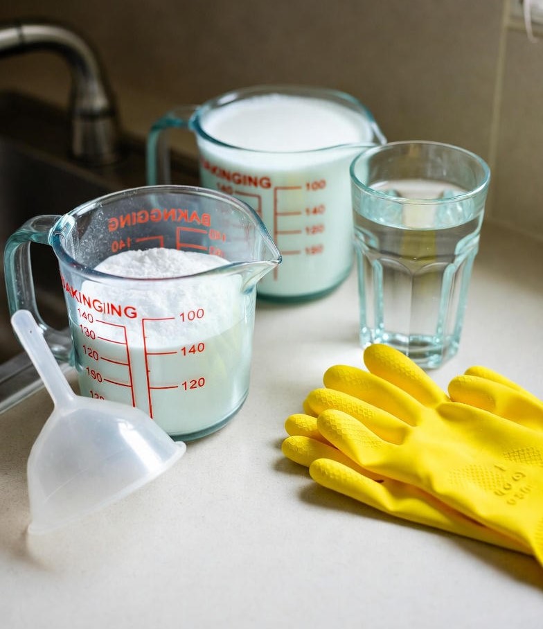 Ingredientes para desentupir pia de forma caseira